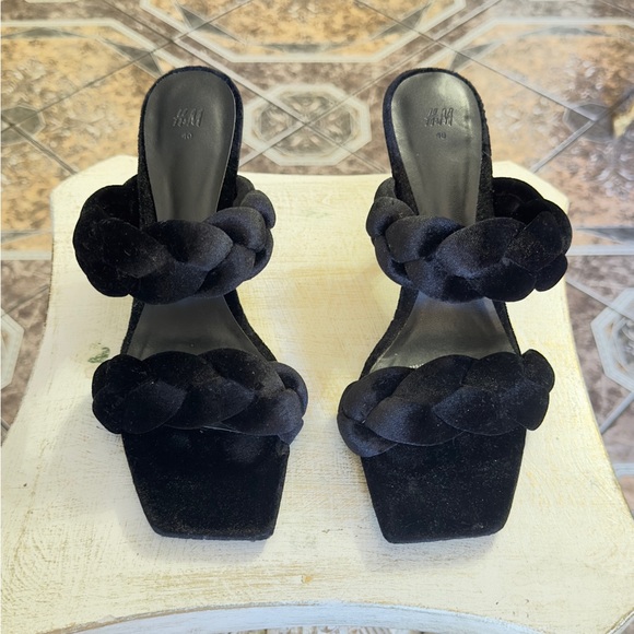 H&M heels - Picture 2 of 4